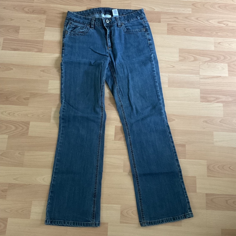 Liz & Co.’s women’s blue jeans Petite boot cut